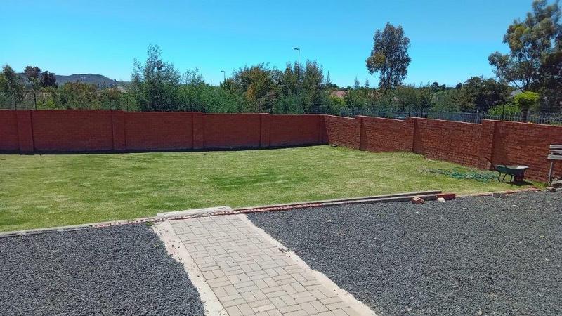 To Let 4 Bedroom Property for Rent in Ladybrand Free State